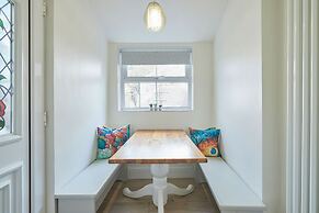 Host Stay Rose Cottage Pickering