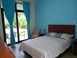 M&K House
