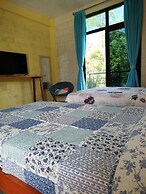M&K House