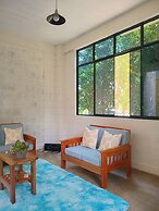 M&K House