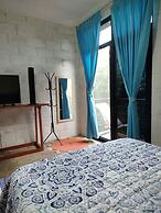 M&K House