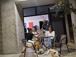 M&K House