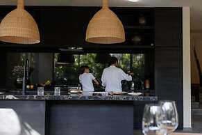 Black Villas Canggu Beach by OXO