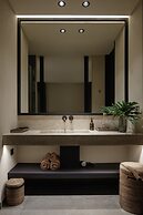 Black Villas Canggu Beach by OXO