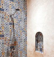 Riad Al Manara