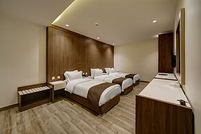 Luciana Hotel by FHM