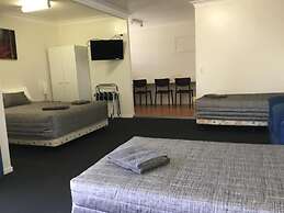 Charleville Waltzing Matilda Motor Inn
