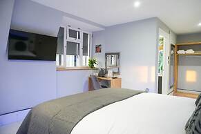 The Arundell Hotel