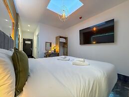 The Arundell Hotel