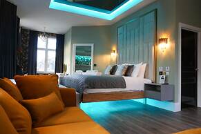 The Arundell Hotel