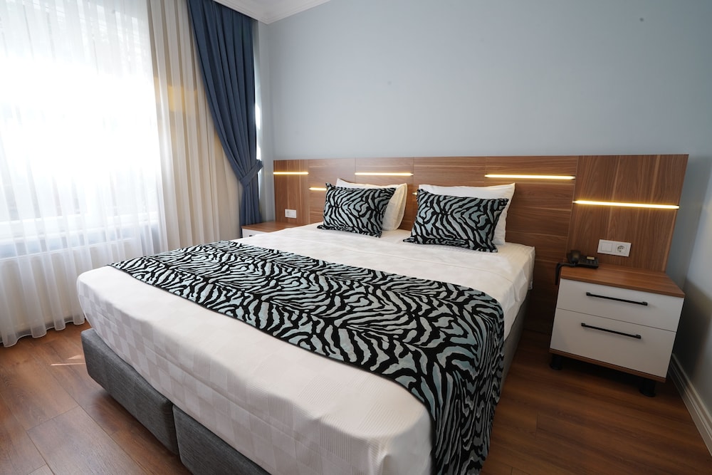 MY SUITE HOTEL