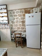 Kale Divan Konağı