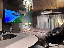Few Days Condominium 205