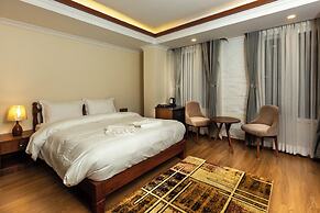 Darbar Heritage Inn