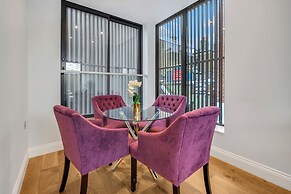 Three Bed Spacious Apartment in Dalston