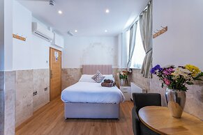 Berkley Aparthotel
