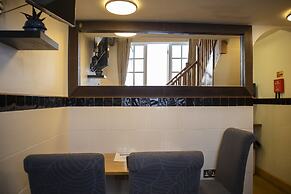 Berkley Aparthotel