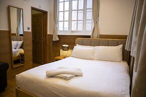 Berkley Aparthotel