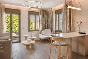 Piazza Suites