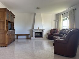 Poolside Apartment with 2 bedrooms, patio and BBQ