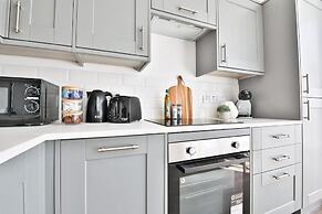 Spacious Apartments with Private Parking