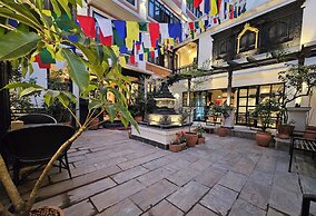 Central Courtyard - Heritage Hötel & Artisan Café