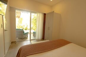 Les Voiles Blanches Tamarindo