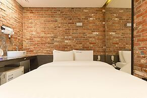 HERTZ Hotel