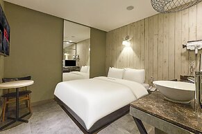 HERTZ Hotel