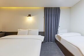 HERTZ Hotel