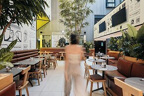 So City Hotel