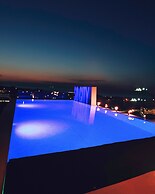 So City Hotel