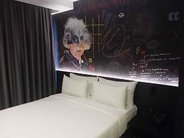 So City Hotel