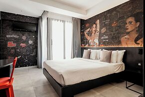 So City Hotel