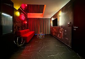 So City Hotel