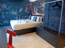 So City Hotel