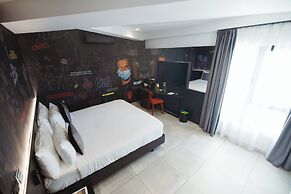 So City Hotel