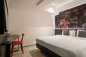 So City Hotel