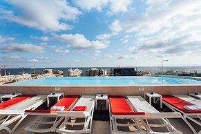 So City Hotel
