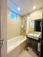 Mactan Newtown A by HiveRooms