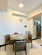 Mactan Newtown A by HiveRooms
