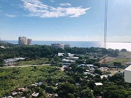 Mactan Newtown A by HiveRooms