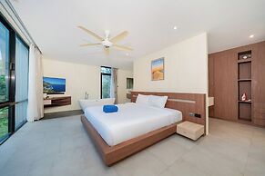 Grand Villa Cedrix in the Green Paradise
