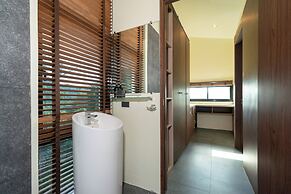 Grand Villa Cedrix in the Green Paradise