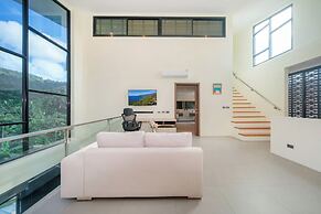 Grand Villa Cedrix in the Green Paradise