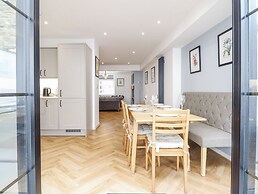 Neptune Cottage