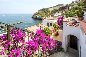 Estate4home - Villa Bougainville