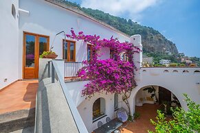 Estate4home - Villa Field
