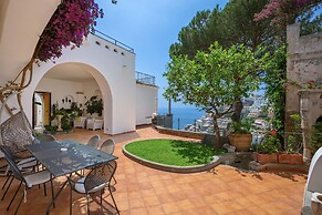 Estate4home - Villa Field