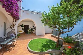 Estate4home - Villa Field